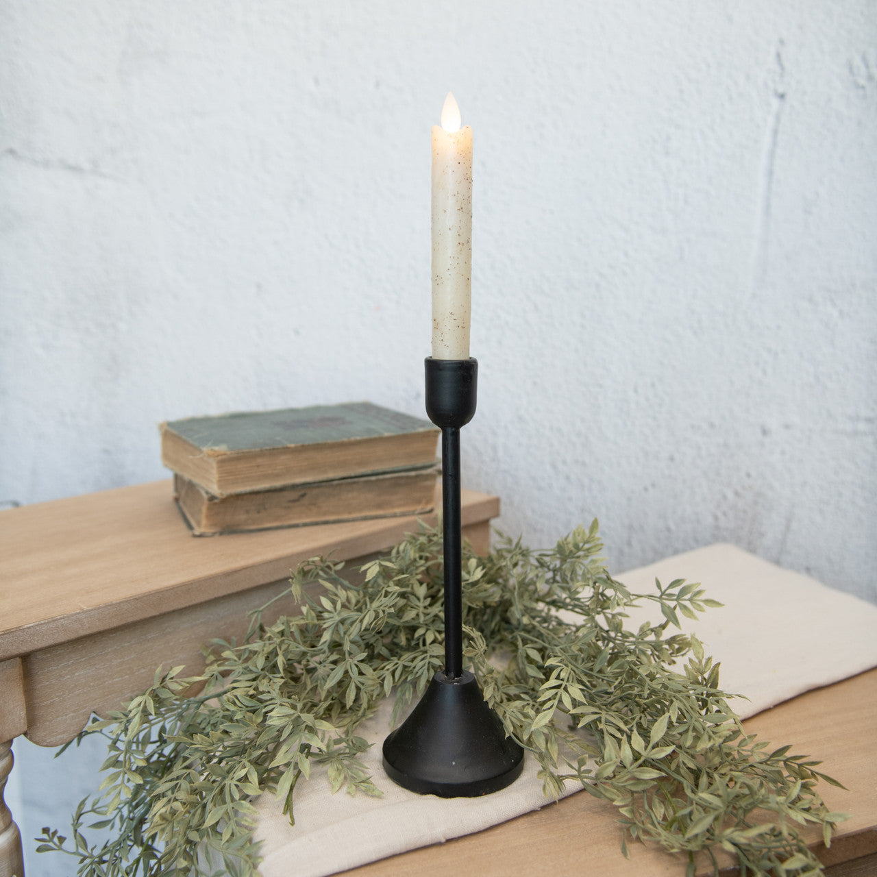 Minimalist Black Taper Candle Holder Set